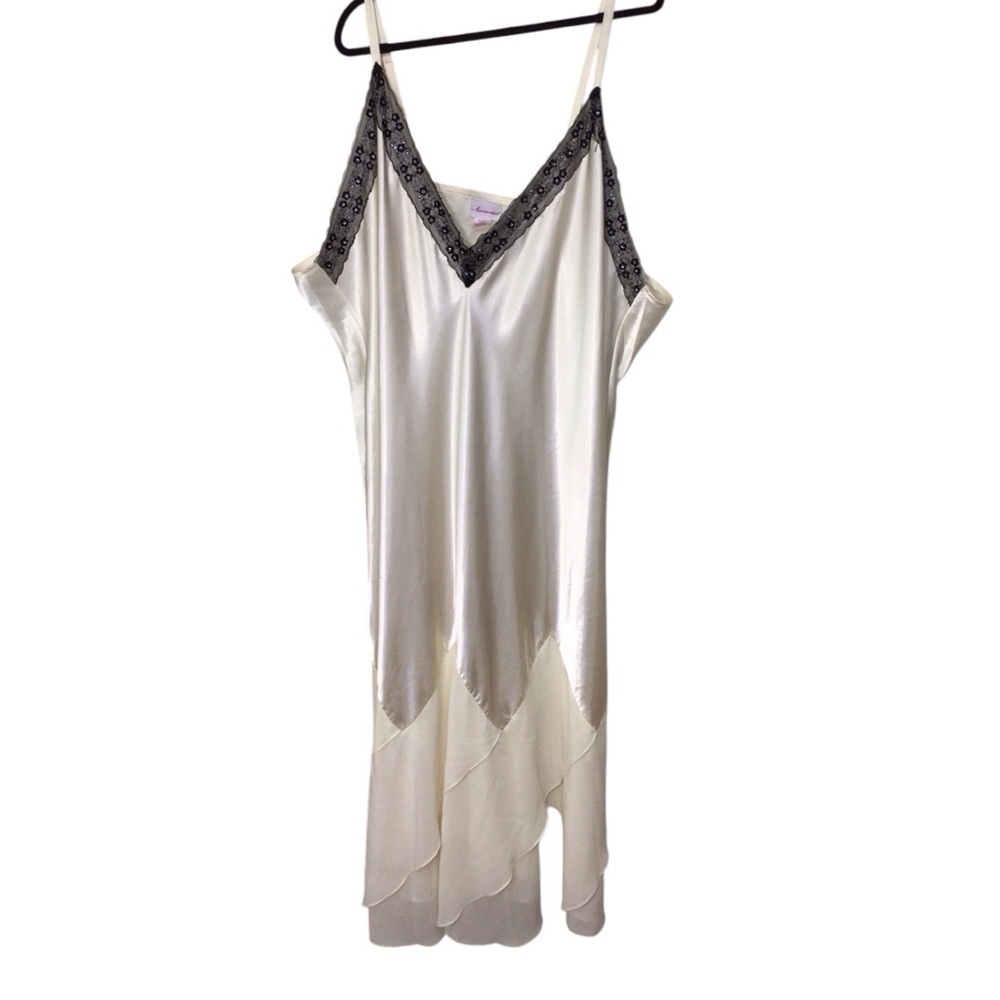 Elegant White Satin Chemise with Black Lace Trim
